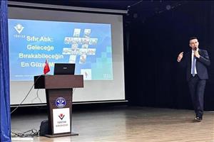ab06e393-d57a-4986-8f11-f82076906e0f-02-copy.jpg